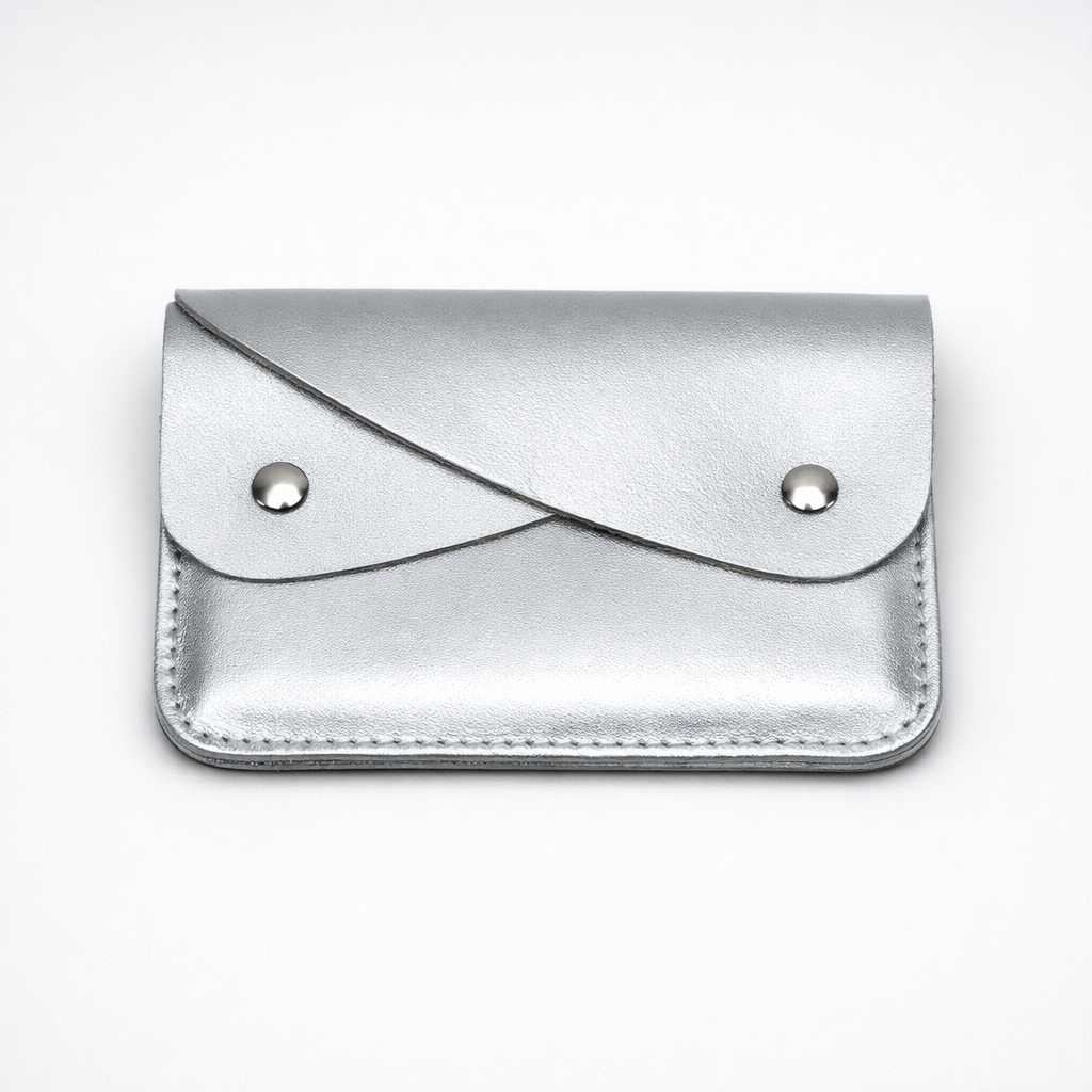 Cartera de cuero POO color plateado