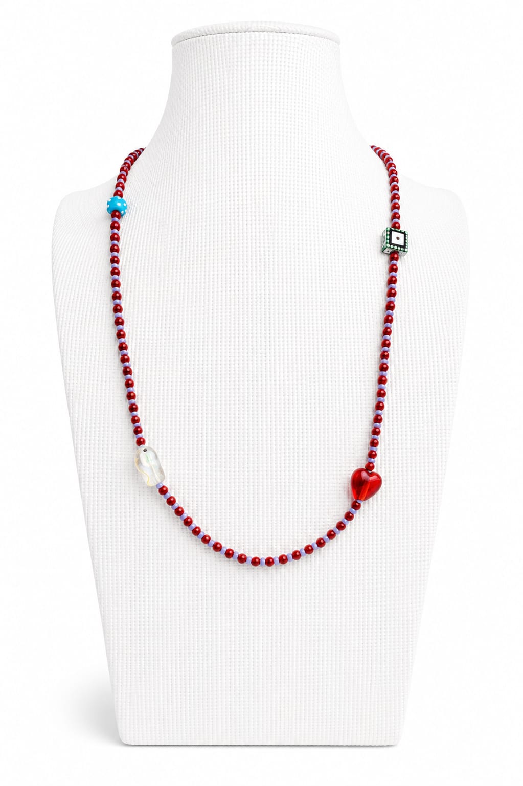 Collar de murano y vidrio rojo en cuello