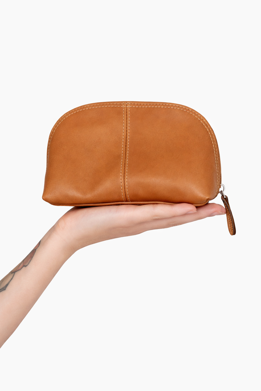 Cosmetiquera de cuero artesanal