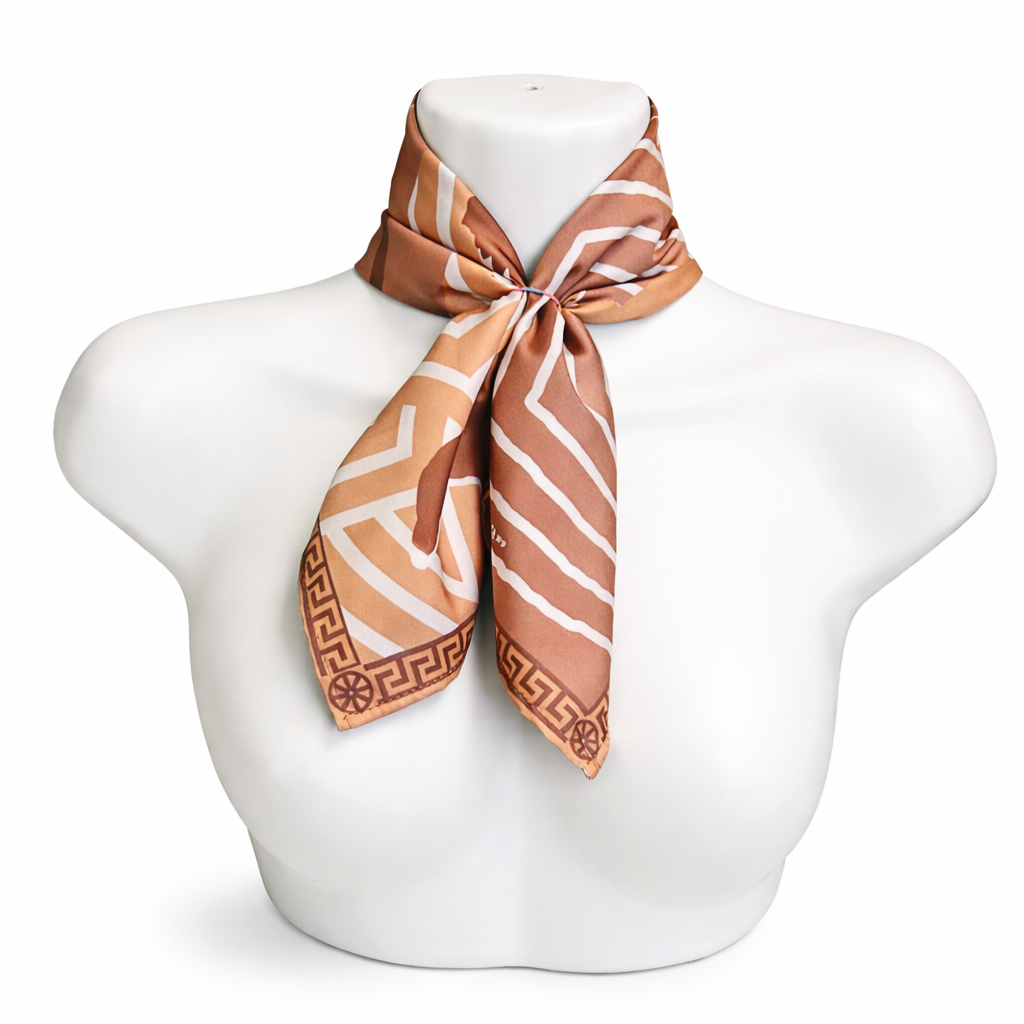 Pañoleta diseño Fuerza atras